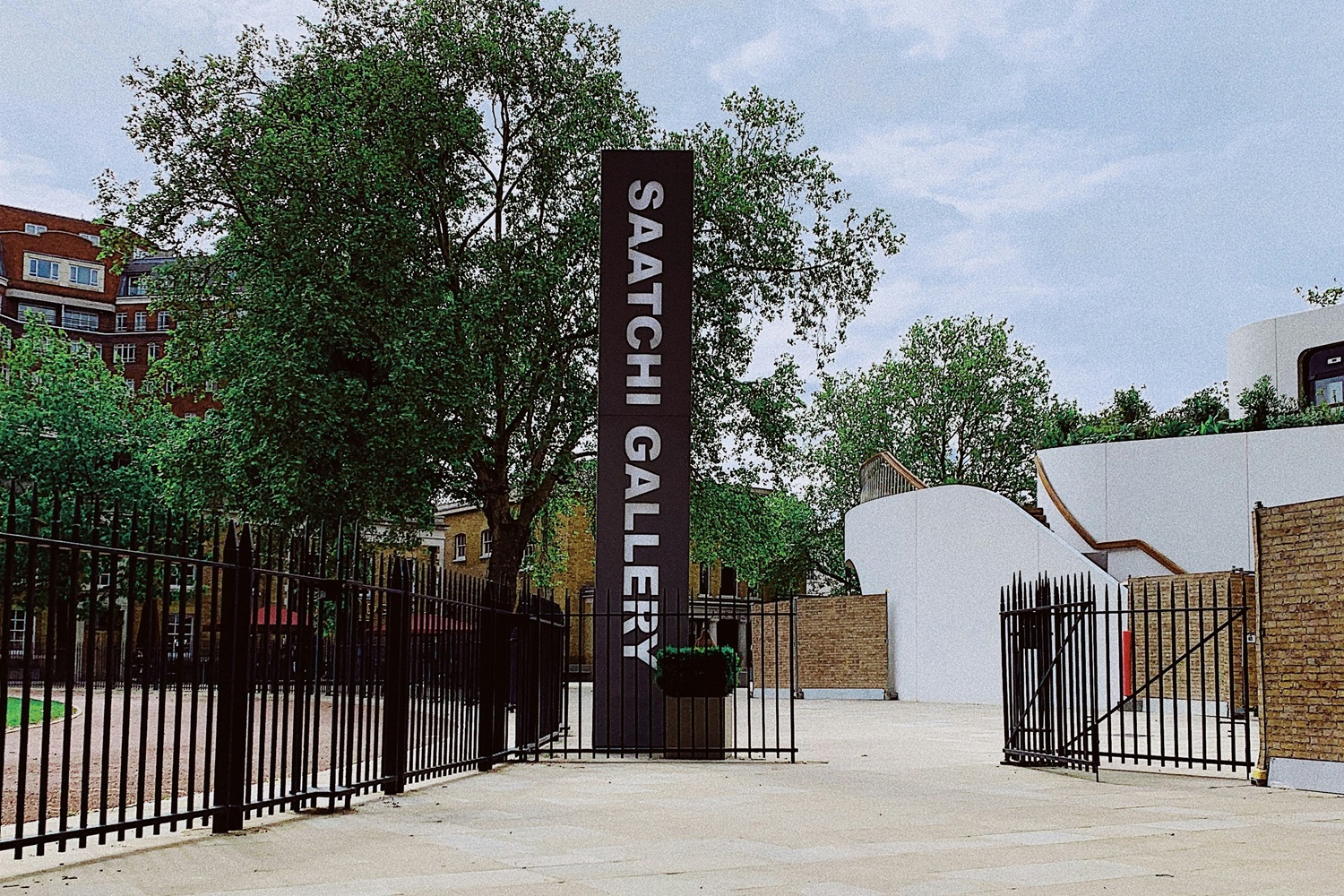 Saatchi Gallery